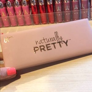 It Cosmetics Naturally Pretty Eyeshadow Palette